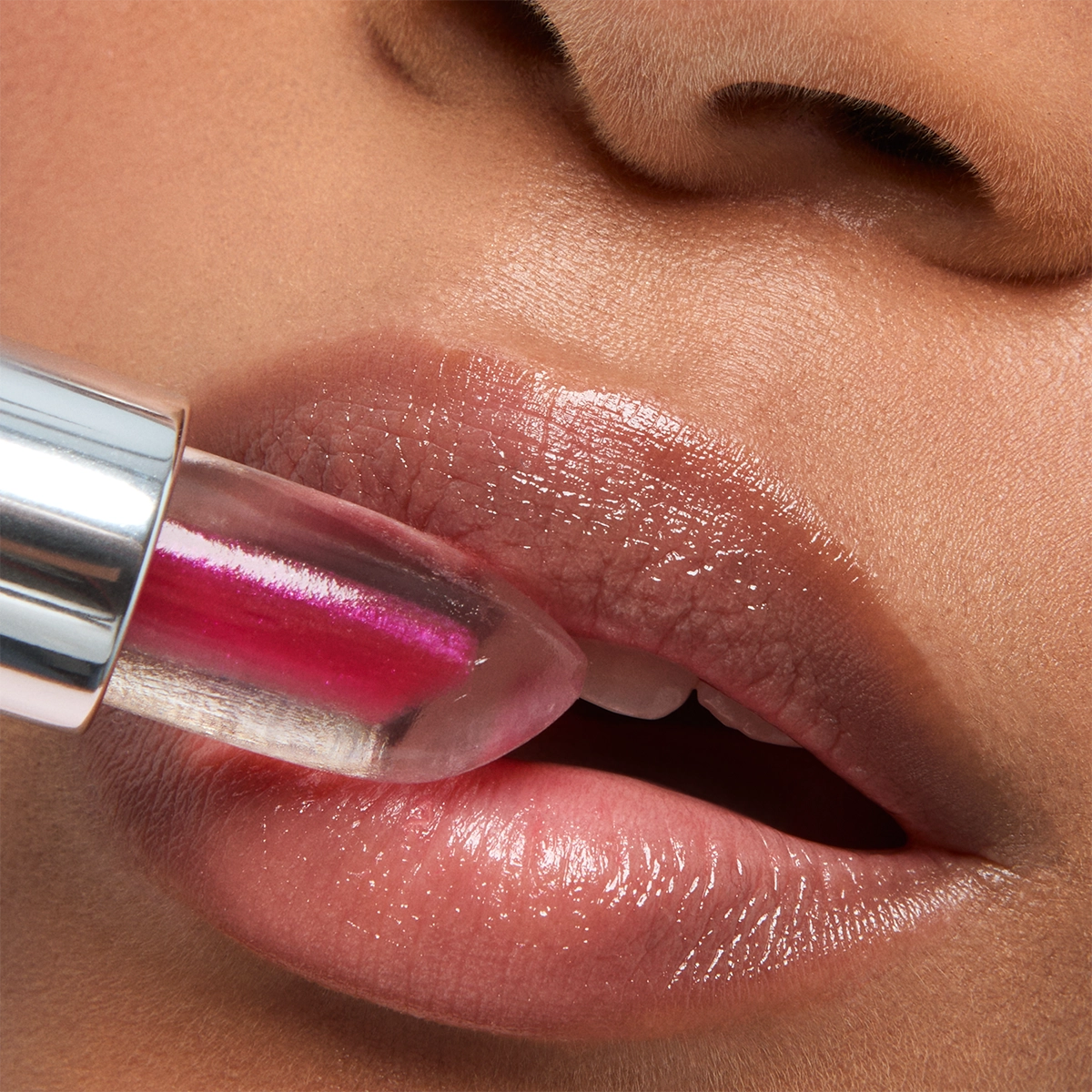 Secret Lip Oil Core Stick 01