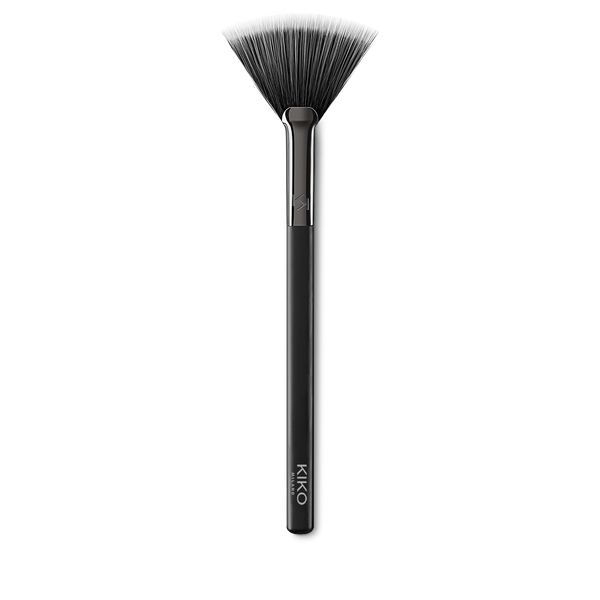 Face 12 Powder Fan Brush