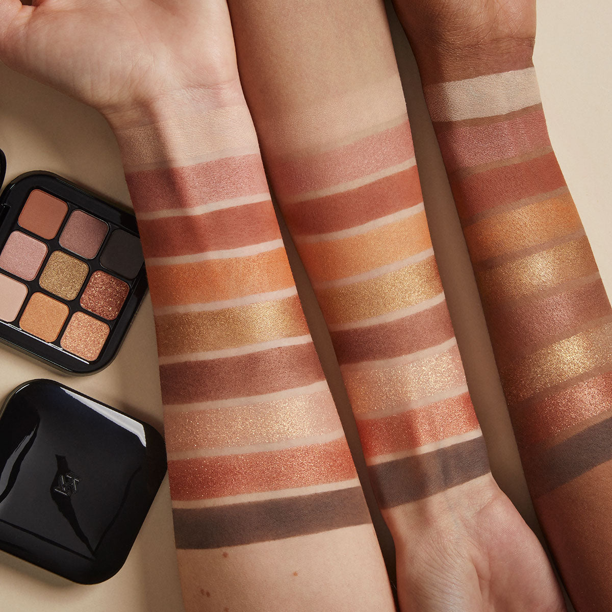 Glamour Multi Finish Eyeshadow Palette 02