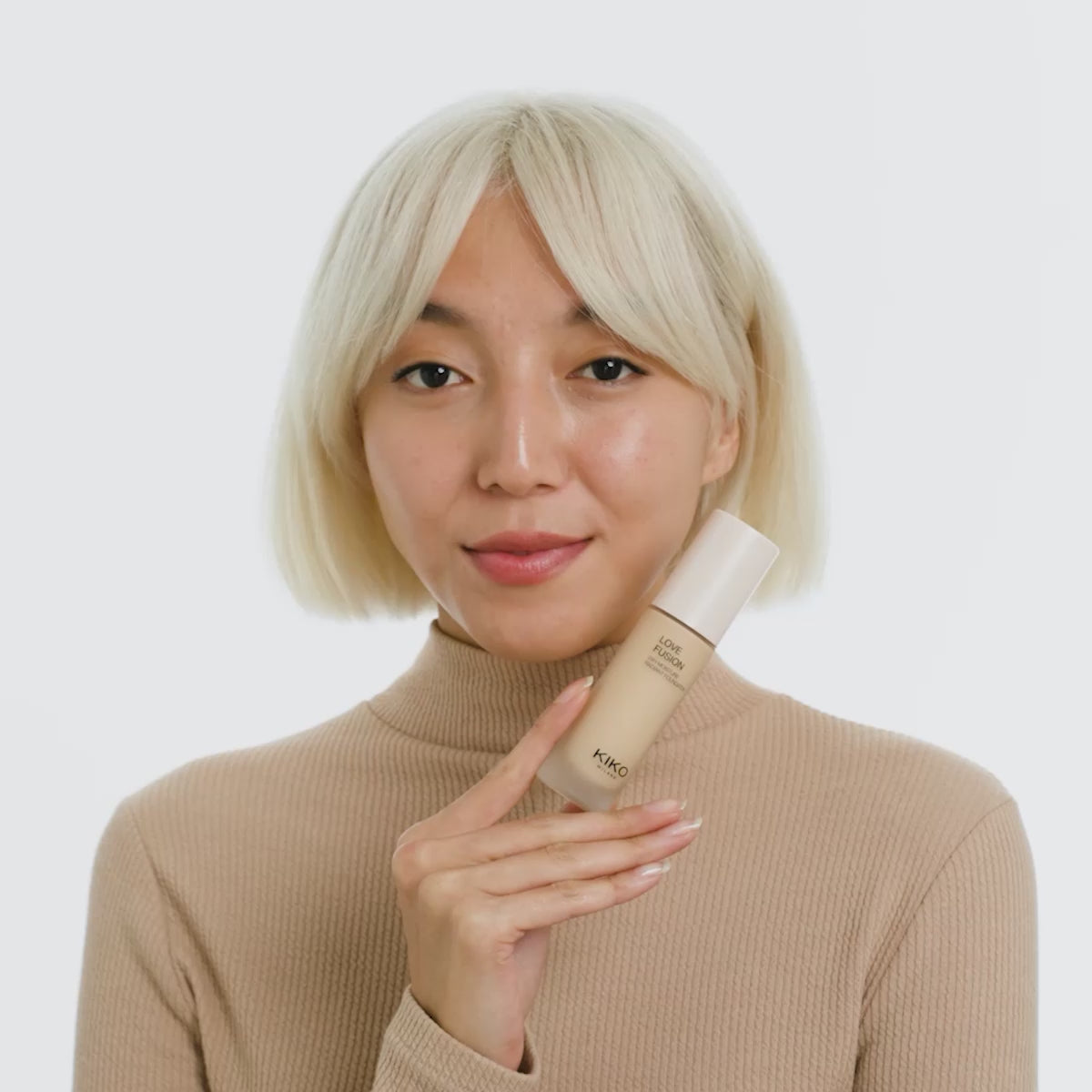 Translation missing: en.Love Fusion 24H Moisture Radiant Foundation 4NG